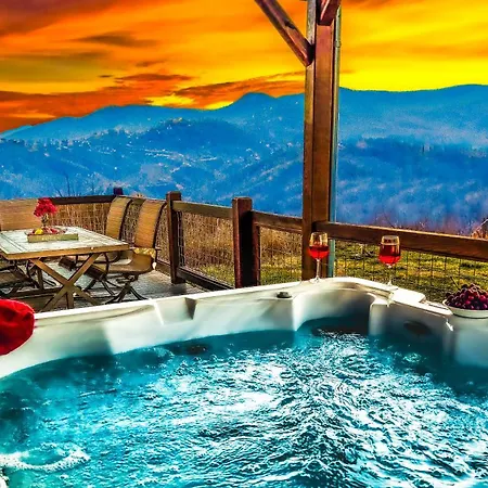 Private Luxury -Built 2021-3552 Sf-6 Bed 5 Bath 