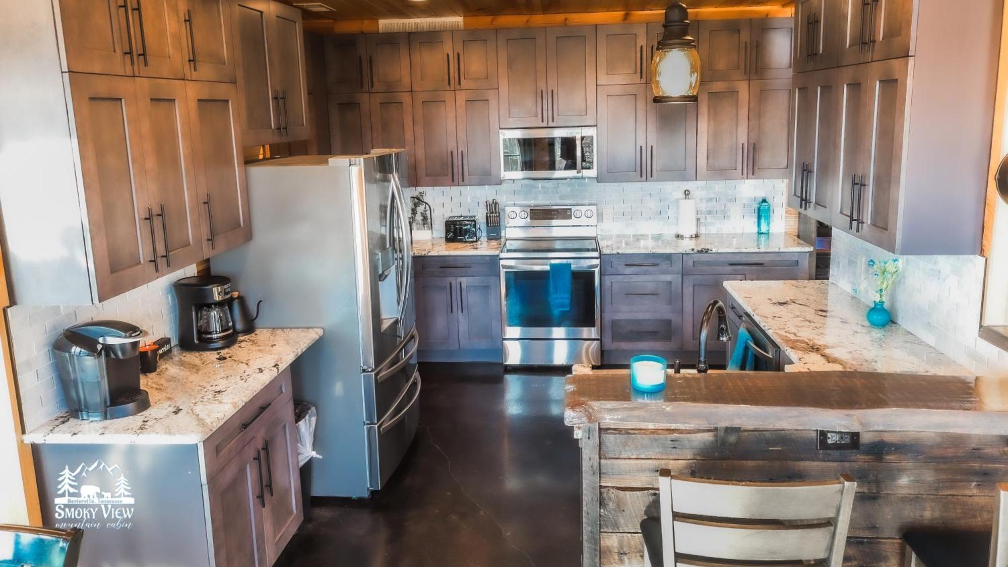 Private Luxury -built 2021-3552 Sf-6 Bed 5 Bath 